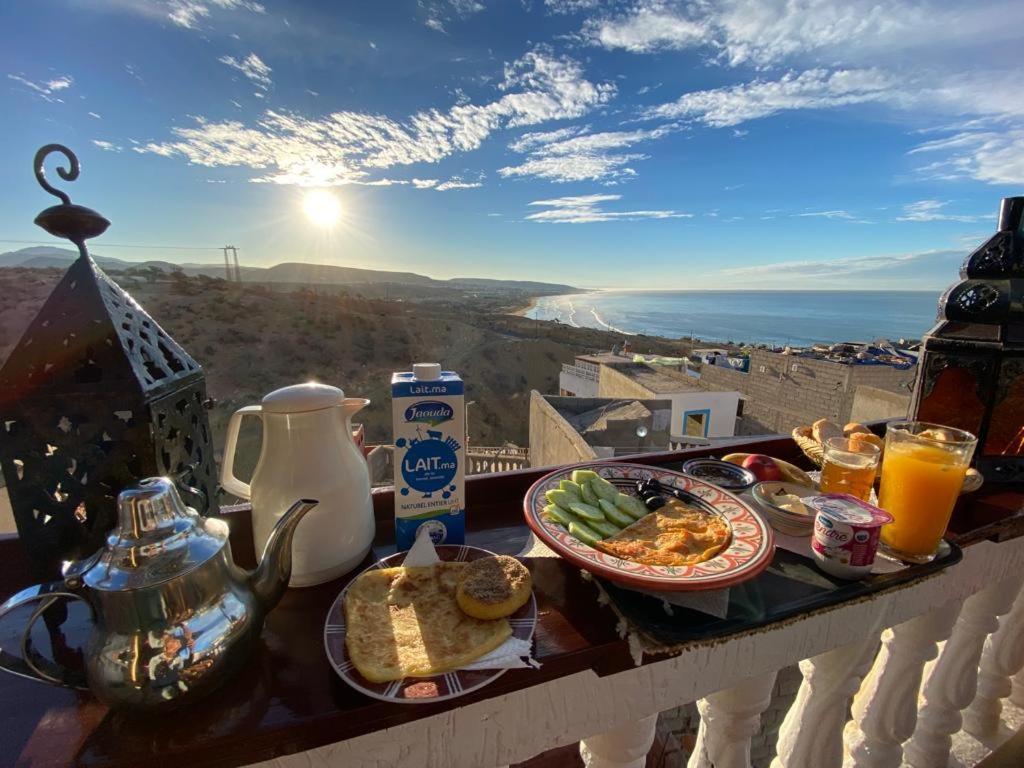 Red Carpet Surf House Apartment Taghazout Exterior photo